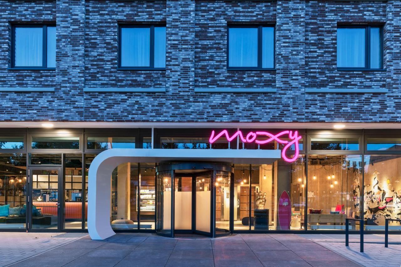 Hotel Moxy Hamburg City Esterno foto